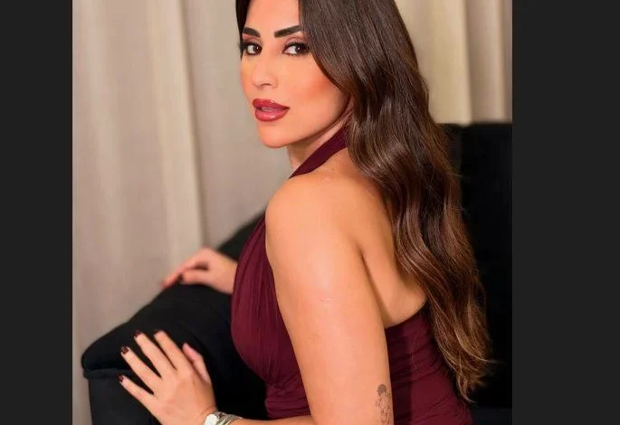 أيتن عامر تخطف الأنظار